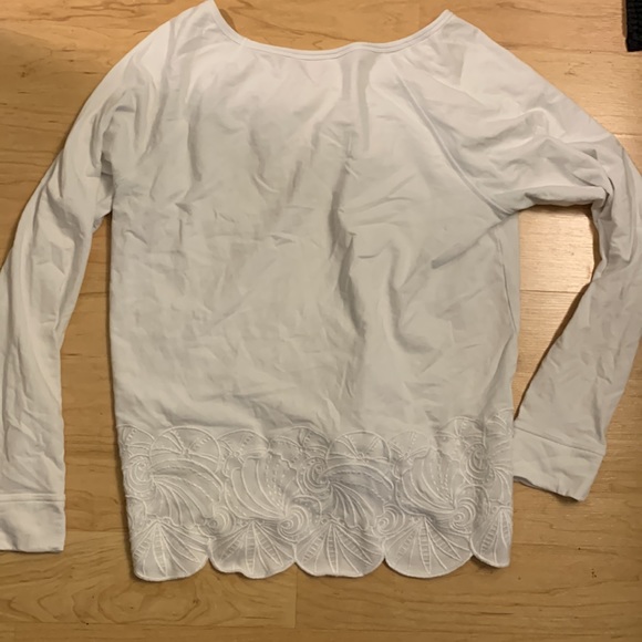 Lilly white shirt - Picture 5 of 5